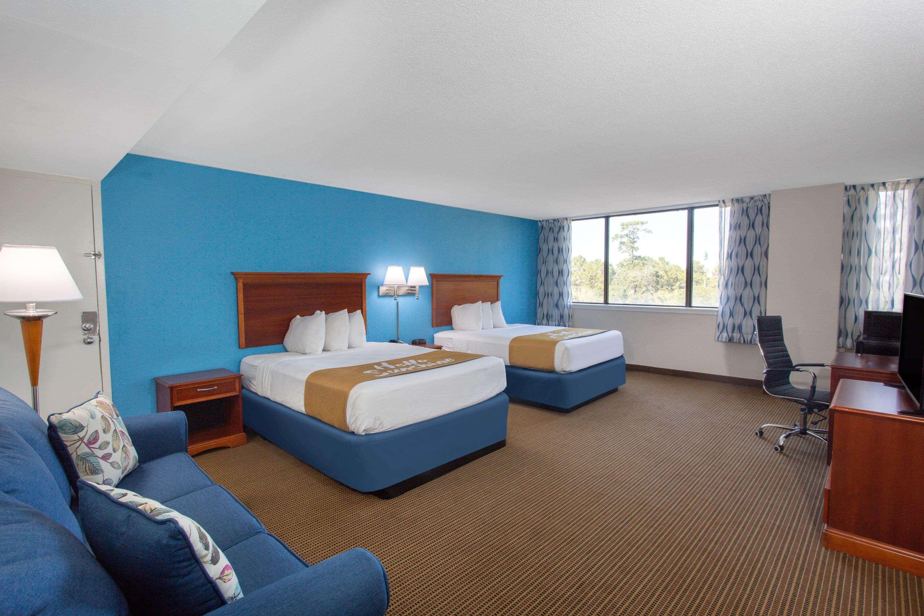 Days Inn & Suites by Wyndham Tallahassee Conf Center I-10 Bagian luar foto