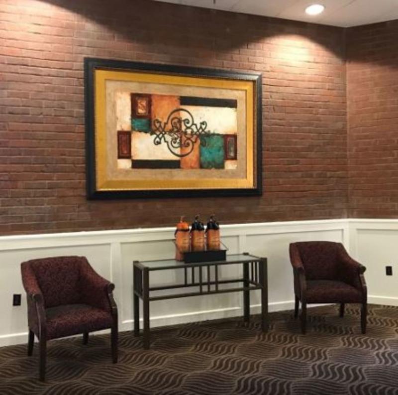 Days Inn & Suites by Wyndham Tallahassee Conf Center I-10 Bagian luar foto